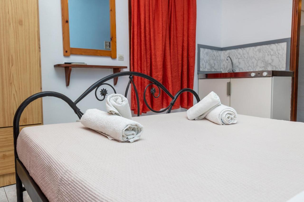 Depis Economy Apartments Naxos City Dış mekan fotoğraf